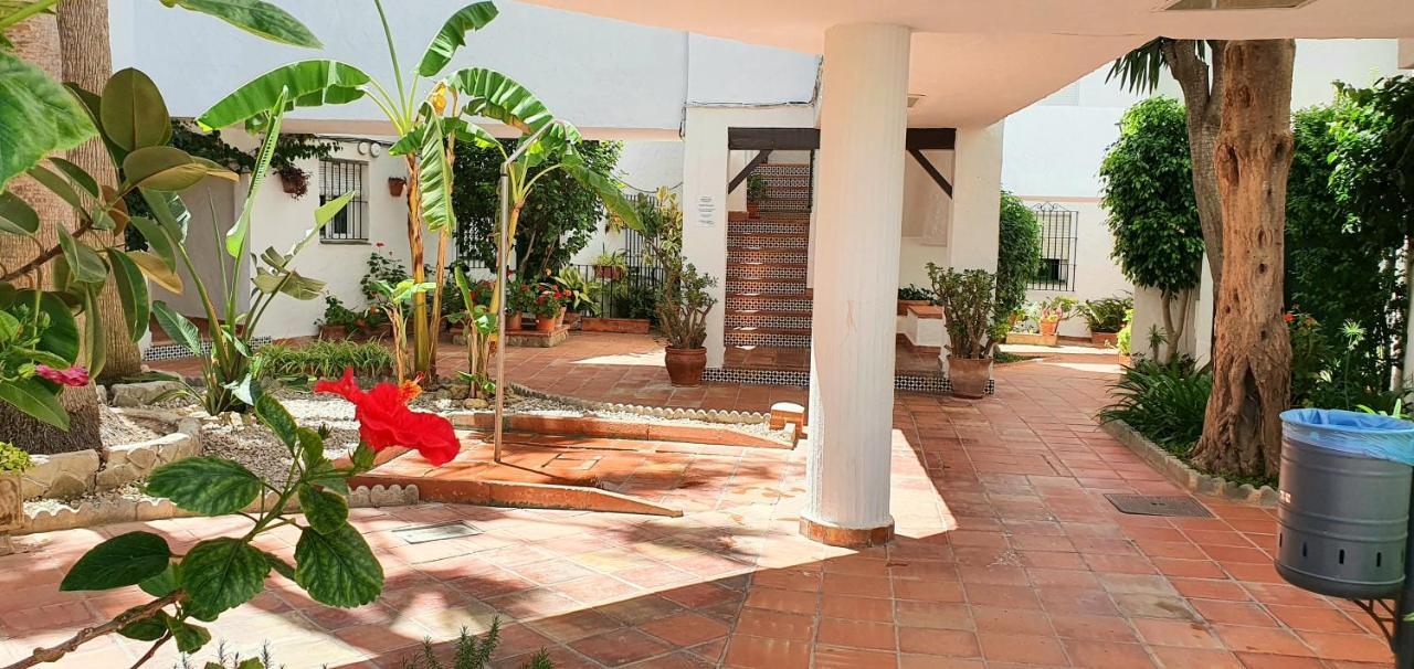 Apartamento A Pie De Playa La Barrosa Chiclana de la Frontera Eksteriør bilde