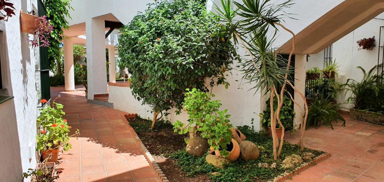 Apartamento A Pie De Playa La Barrosa Chiclana de la Frontera Eksteriør bilde